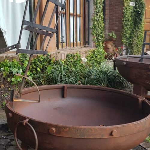 Fogón Ari 80 cm. con patas cuadradas